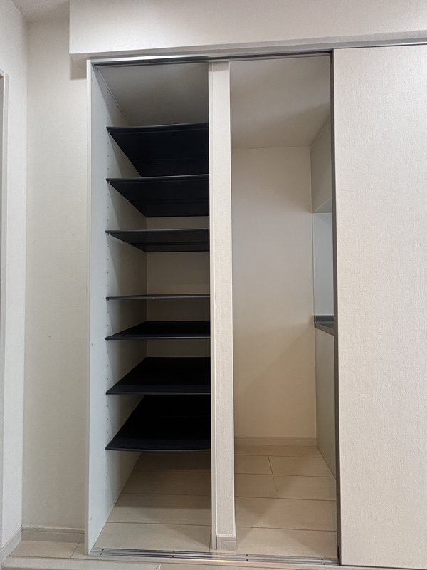 リブリ・み ら い1階 収納