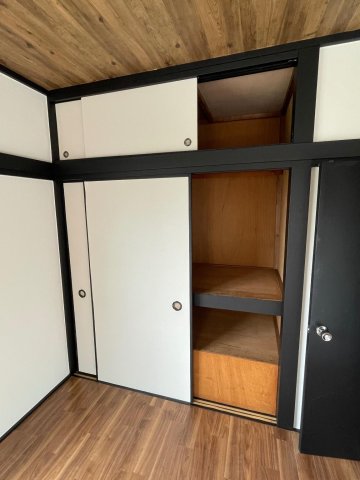 myair下荻野　戸建 2F 南　居室　収納