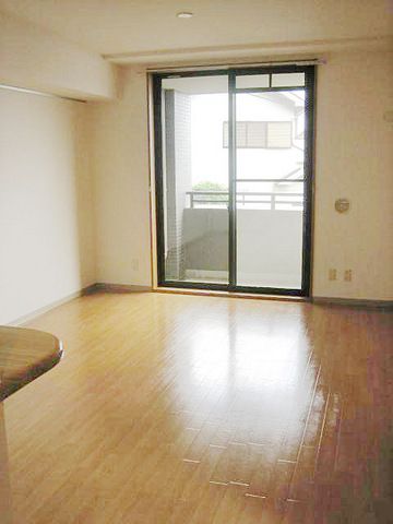 ＳｋｙＣｕｂｅ東本郷0401号室 リビング