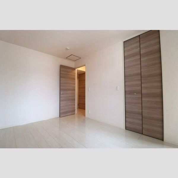 グレイス203号室 洋室　6帖