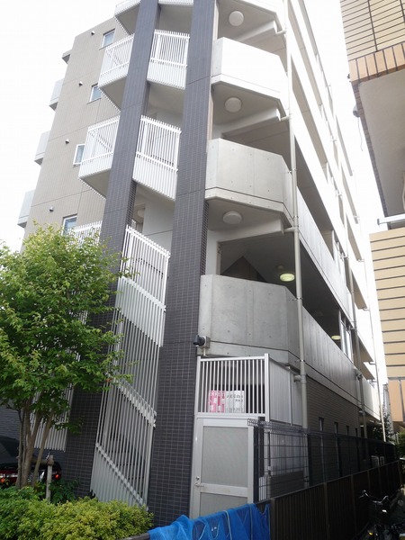 アデッソ本蓮沼403号室 外観