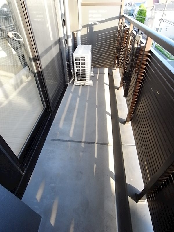 レジデンス・ラフィネ2階 バルコニー