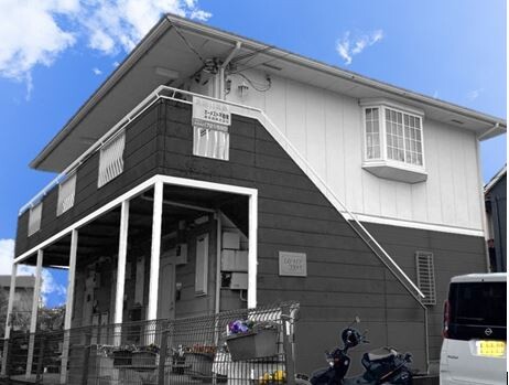 エステートピアワタナベの外観画像