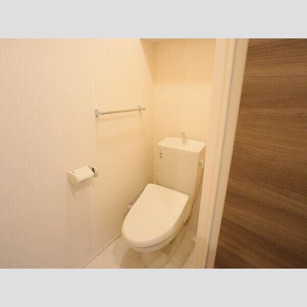 Free103号室 トイレ