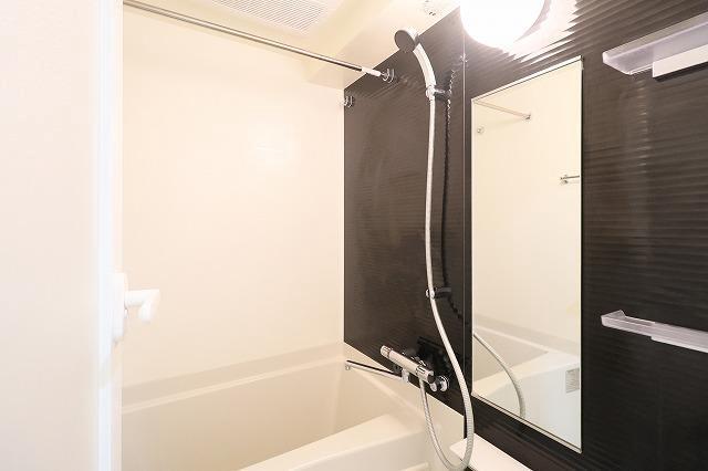 ALTERNA横濱阪東橋4階 バス