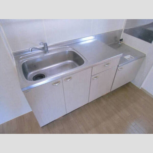 ラ・インテラ・パス　B B101(キッチン)