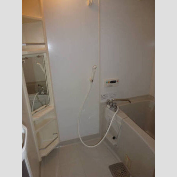 ラークヒルズ　Ⅰ/ⅡⅡ103号室 浴室