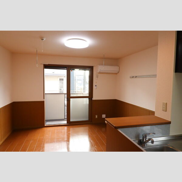 ルミエール西高尾　A リビング