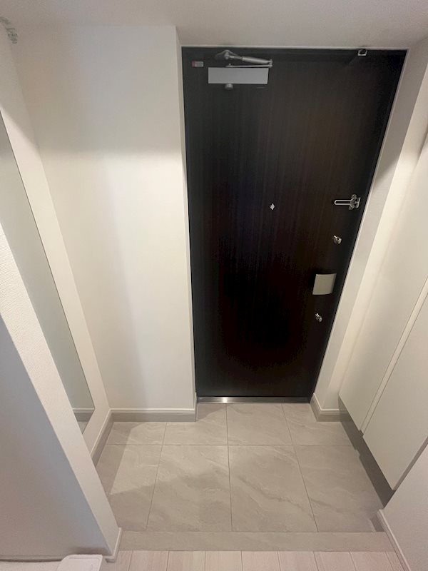 ケリア川口 玄関