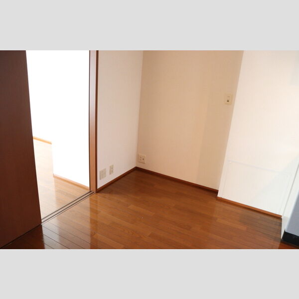 ヴィラ ラフィーネ DK