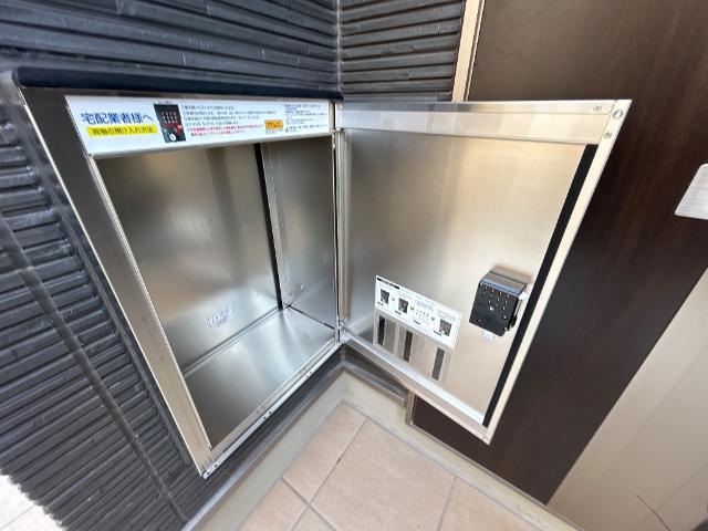 ウィズダム　コート 宅配BOX