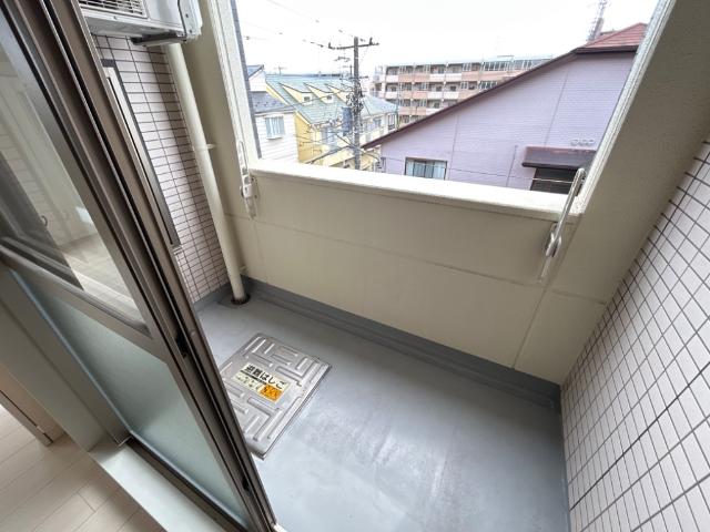 Ｃｈａｒｍｅ　Ｓｕｅｎａｇａ301号室 ベランダ