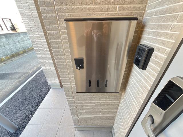 Ｇ・シエルクレール107号室 宅配ボックス