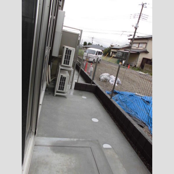 アムール105号室 専用庭