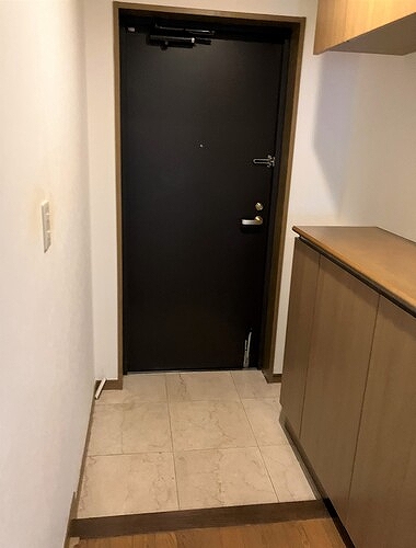 エクステ大倉山Ｂ棟 玄関