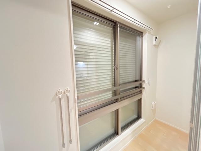 ビルゲ高柳201号室 電動シャッター（イメージ）