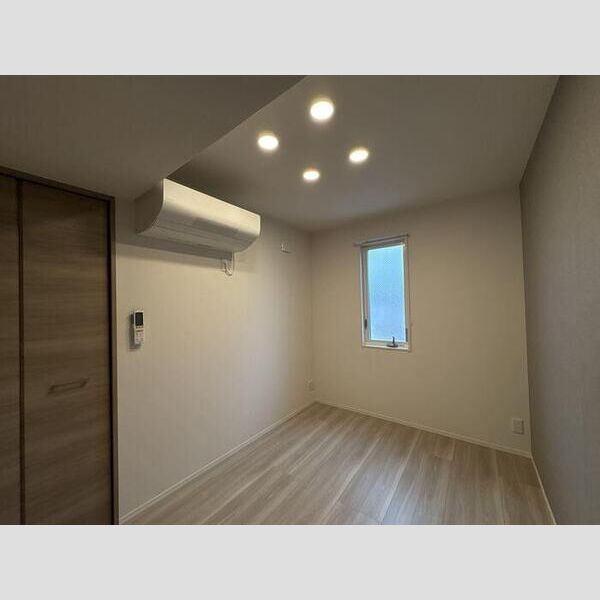 セレスティア扇Ⅲ205号室 洋室