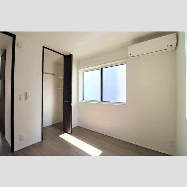 イリス　F棟F号室 洋室