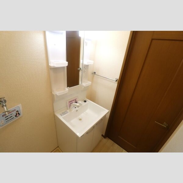 ベルテ　E101号室 同建物別部屋の参考画像