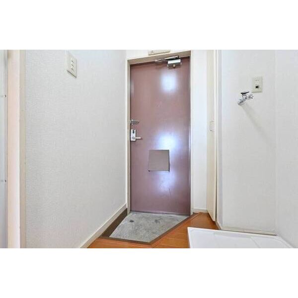 リヴェールマリン 玄関