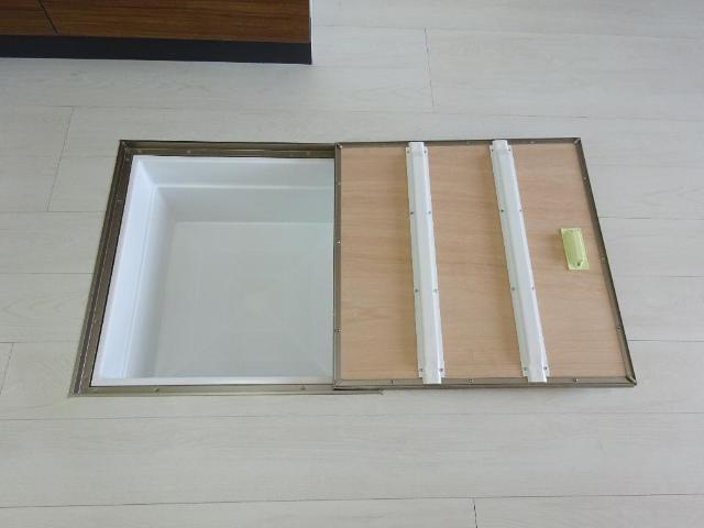 ニューリバーサイド 床下収納