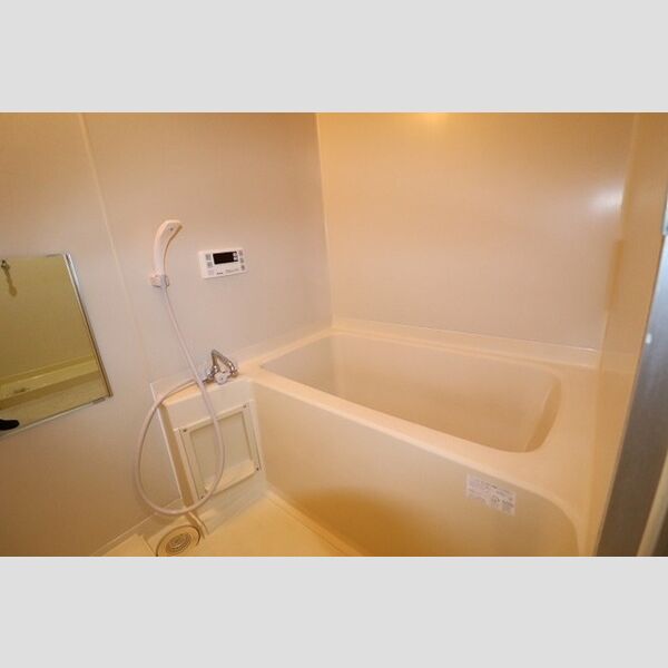 プレジール井山106号室 浴室　追い焚き給湯付