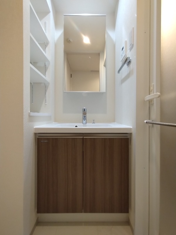 クレイシアIDZ王子アーバンヒルズ3階 洗面