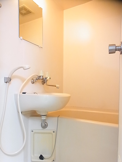 ジュネパレス鎌倉第３0102号室 同建物別部屋の参考画像