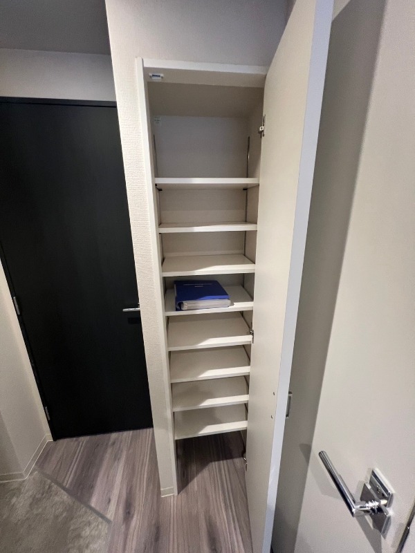 ロータス平和島East 玄関