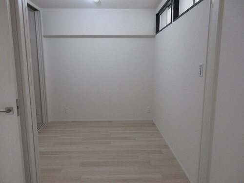 東陽町住宅13階 洋室３.５畳　※2025年12月撮影