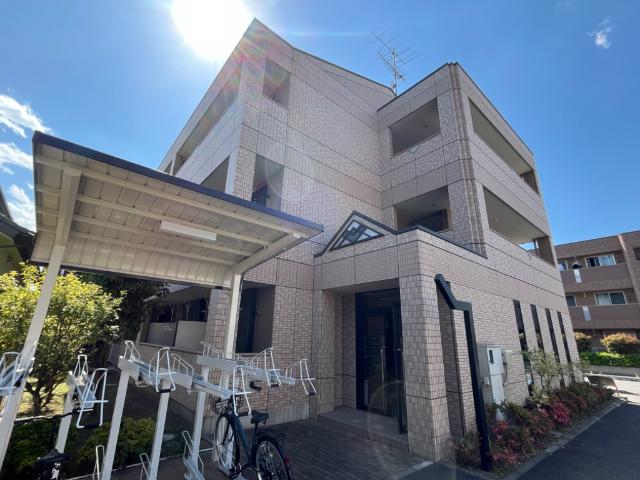 ニュープラネット 外観写真（昼）