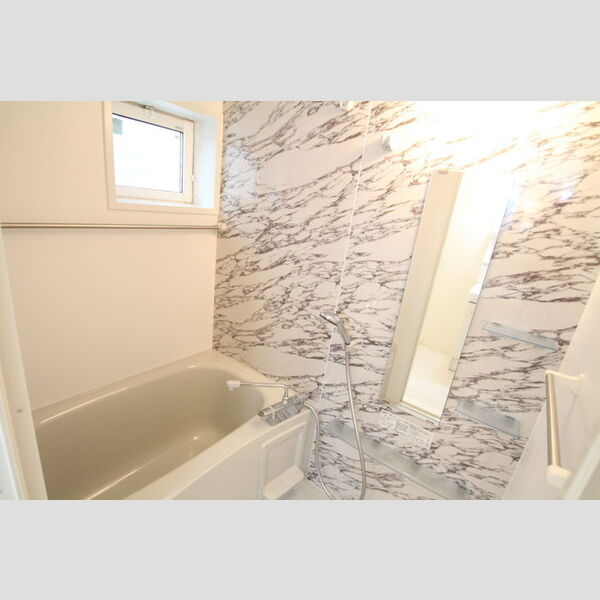 エクセル・フラット 乾燥機能付きの浴室!