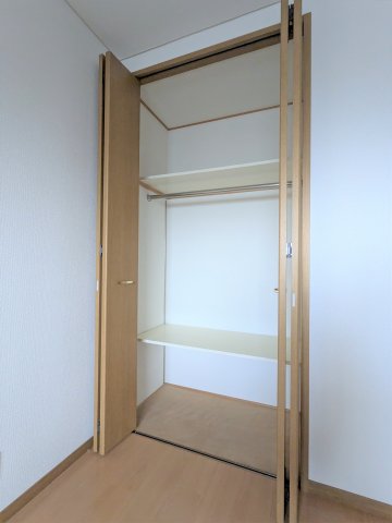 アソシエール溝の口0304号室 収納