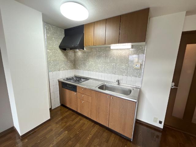 ウィンディヒルズ205号室 キッチン