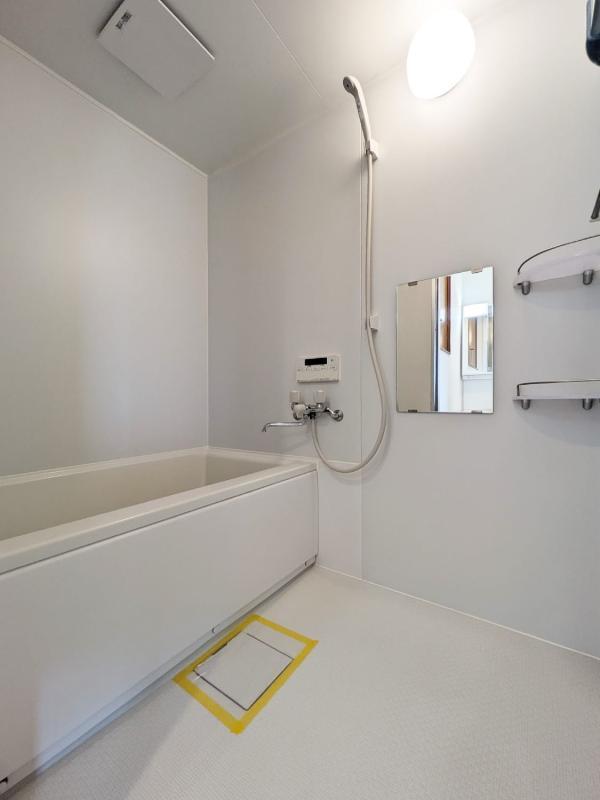 グローヴハウスNORTH棟1階 収納