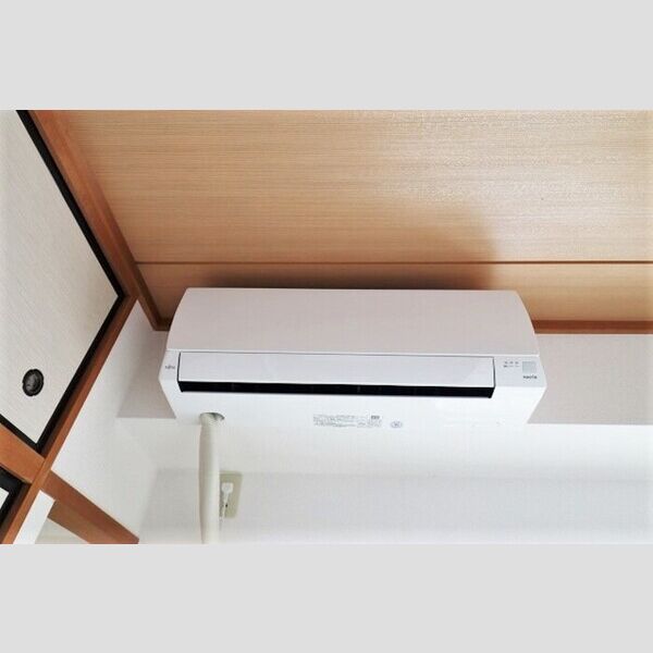 パインツリーコート305号室 エアコン