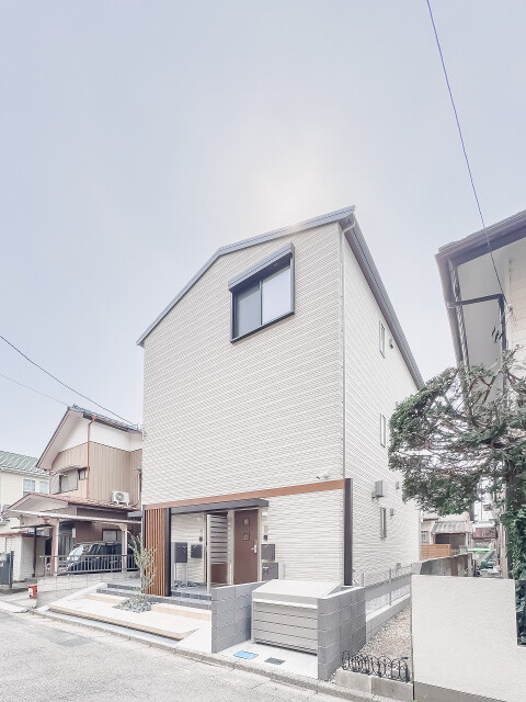 カンタベリー・ヒルズの外観画像