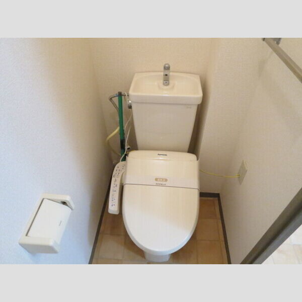 グランドール北小金 トイレ　温水洗浄暖房便座