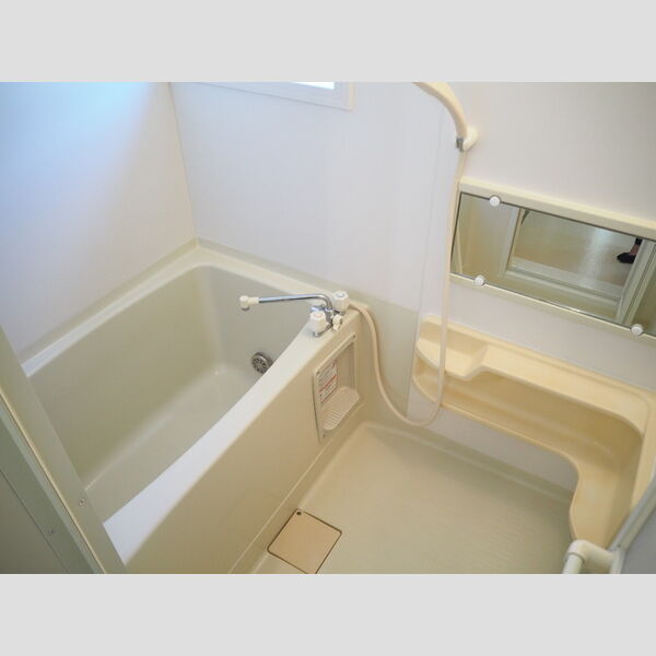 アンフィニMARUEI バス