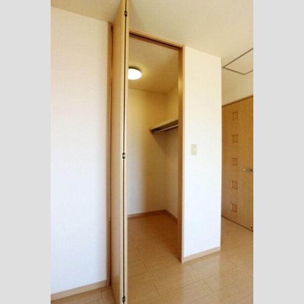 ロイヤル パークス 収納