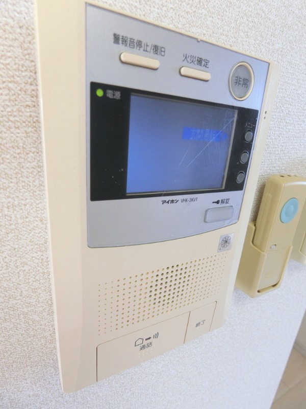 カーサヴェント南千住 バルコニー