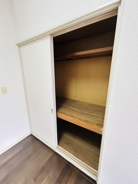 ジュネパレス鎌倉第３0102号室 収納