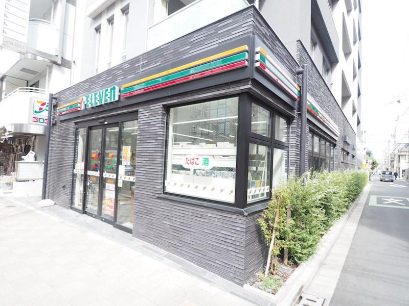 クレヴィアリグゼ日暮里4階 1階店舗