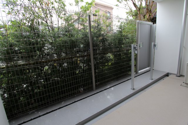 プラウドフラット中野119号室 庭