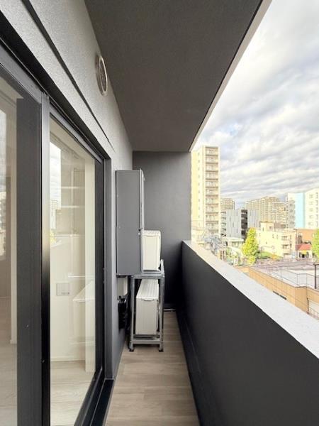 エレミ本蓮沼5階 リビング