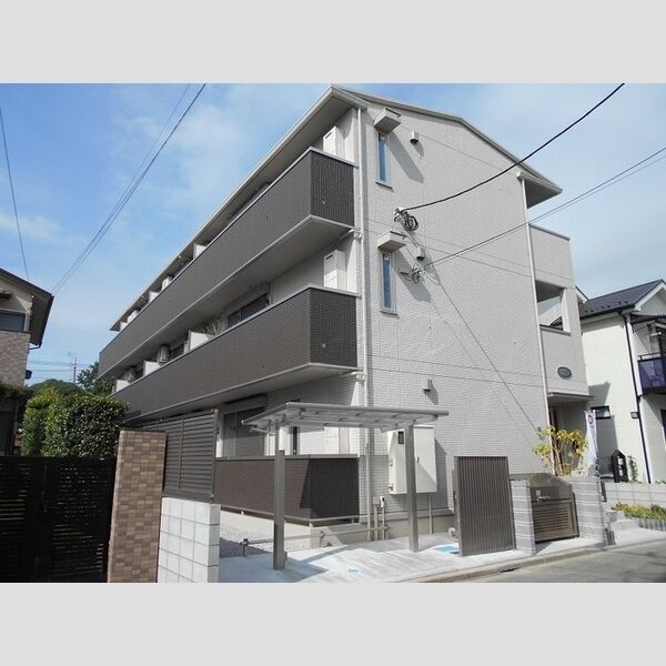 ヴィラージュ105号室 外観