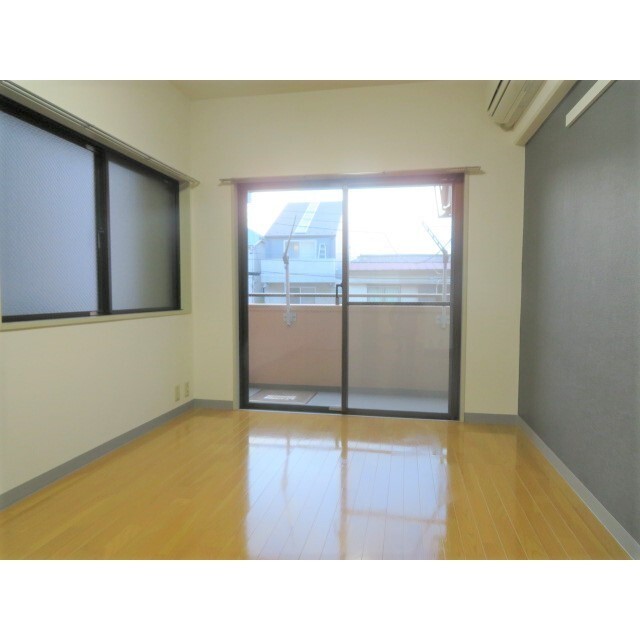 クレスト21 リビング