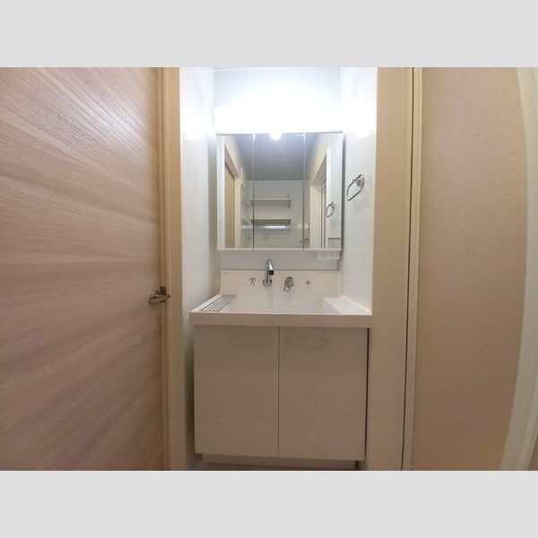 リヴィエール　I 洗髪洗面化粧台