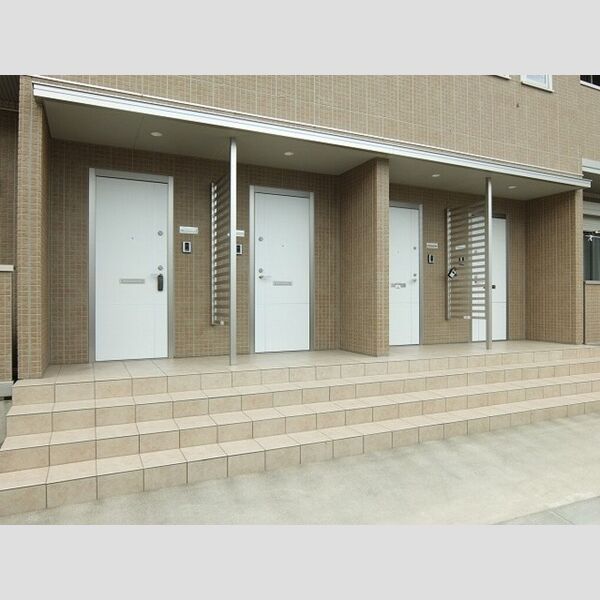 ハイネスCDFE　F エントランス