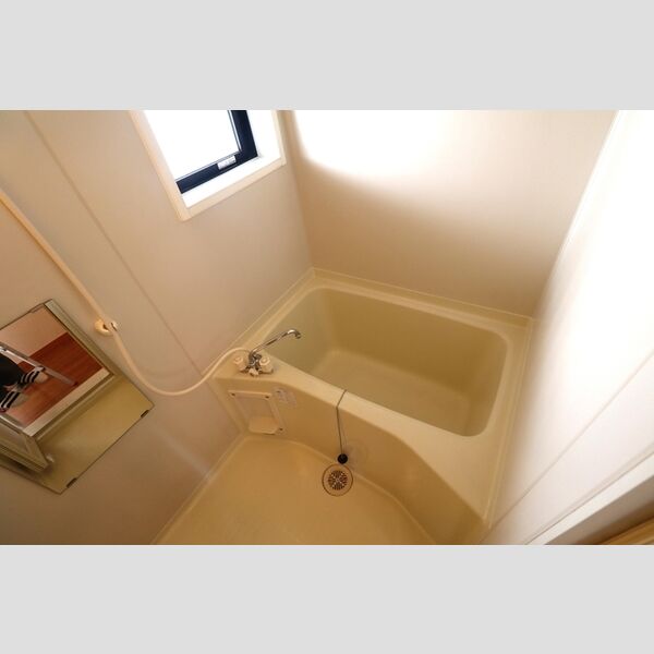 セントラル・クオ205号室 浴室